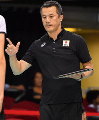 鈴木　コーチ１ロゴ